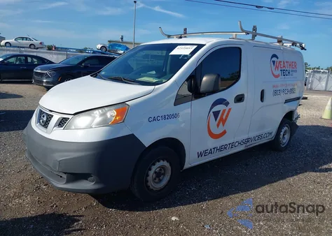 2015 Nissan Nv200 S z USA, uszkodzony, nr VIN 3N6CM0KN5FK703781